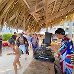 Sol Caribe Studios With Tropical Pool Playa Los Corales